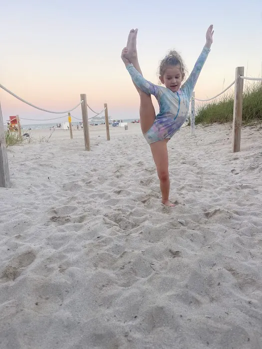 Forest Hills Rhythmic Gymnastics Dance Picture 2