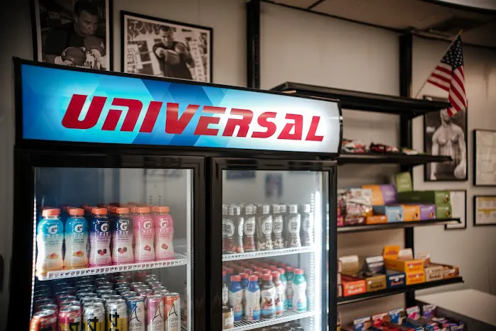 Universal Health and Fitness Picture 3