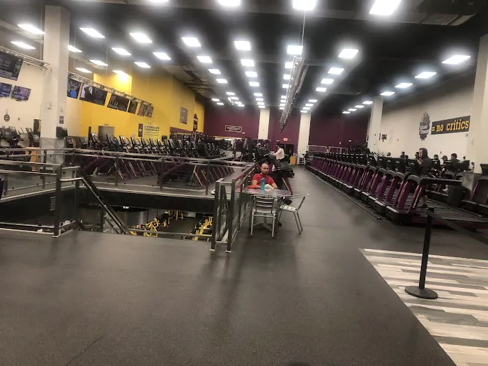 Planet Fitness Picture 1
