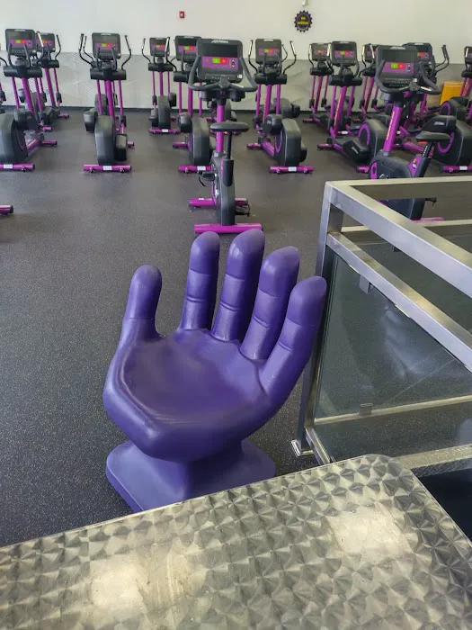 Planet Fitness Picture 8
