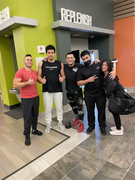 LA Fitness Picture 10