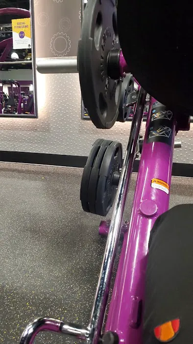 Planet Fitness Picture 8