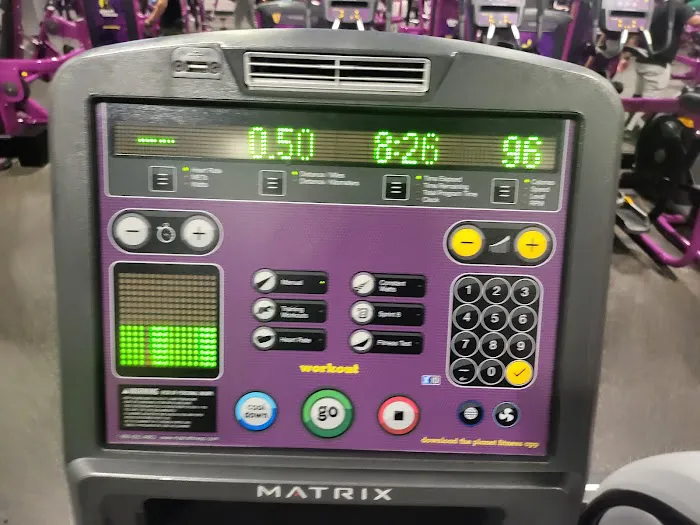 Planet Fitness Picture 9