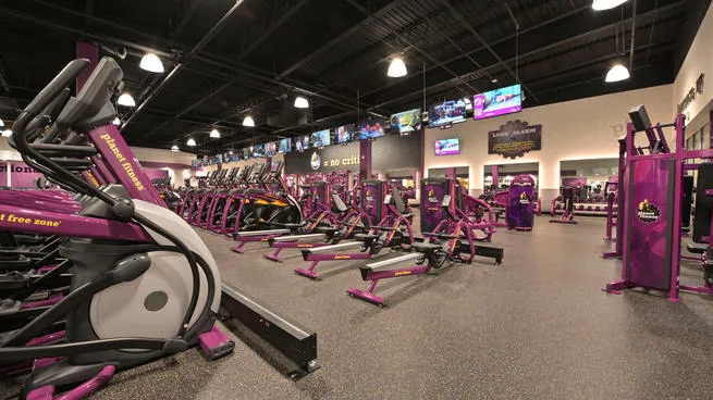 Planet Fitness Picture 3