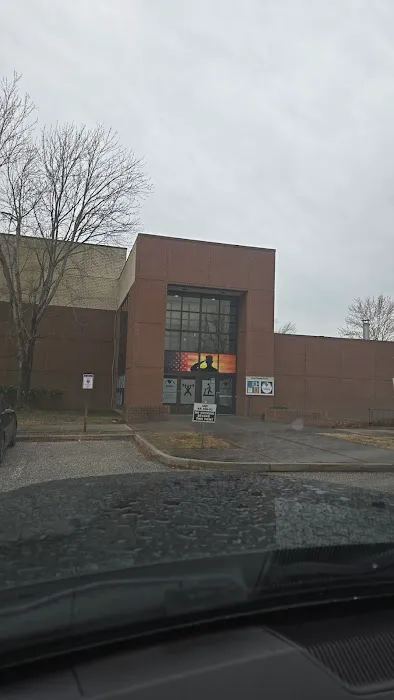 Clark Gym Picture 6