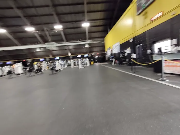 Gregg-Adams Post Field House Picture 2