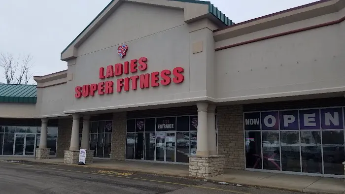 Ladies Super Fitness North Canton Picture 10