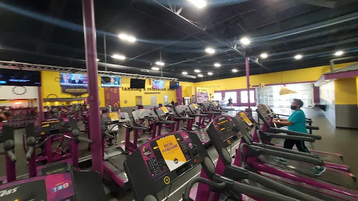 Planet Fitness Picture 1
