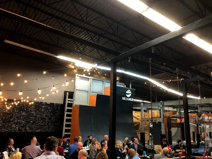 Ninja Hub - American Ninja Warrior Gym Picture 6
