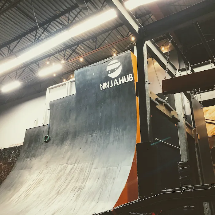 Ninja Hub - American Ninja Warrior Gym Picture 9