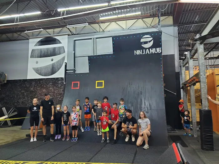 Ninja Hub - American Ninja Warrior Gym Picture 4