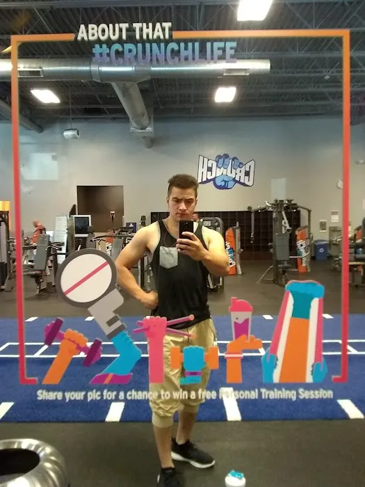 Crunch Fitness Picture 9