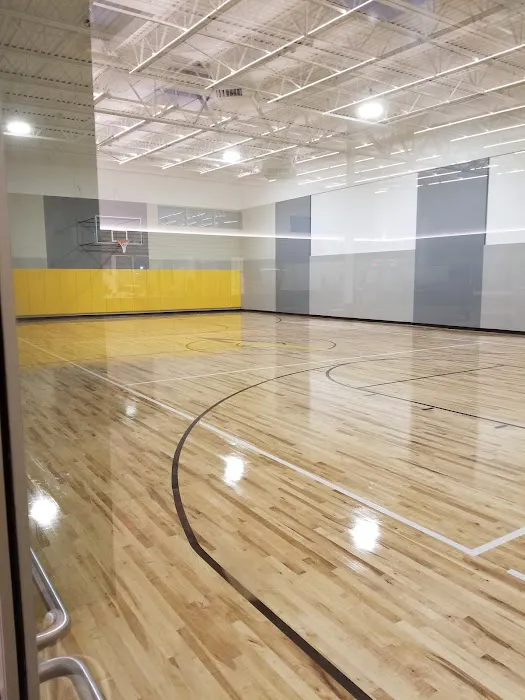 LA Fitness Picture 7