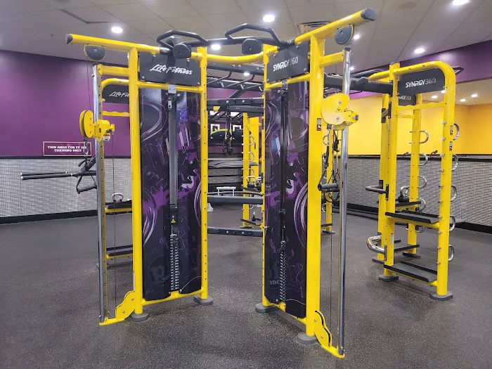 Planet Fitness Picture 2