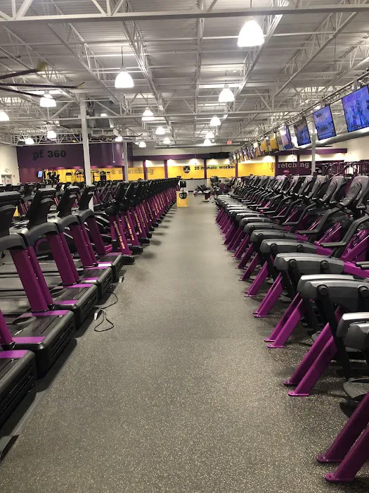 Planet Fitness Picture 8