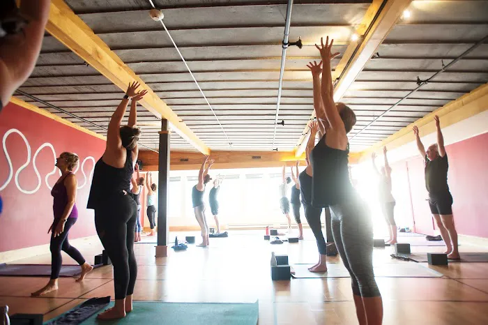 breathe yoga & juice bar Picture 3