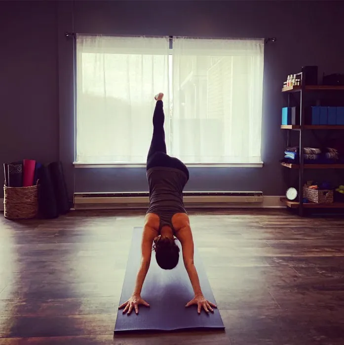 YOGA 170 Picture 5