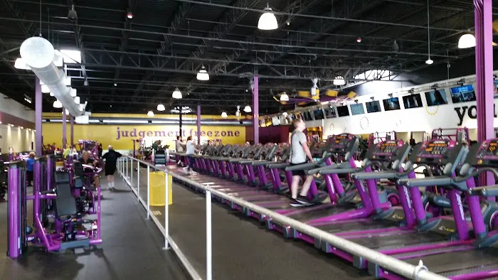 Planet Fitness Picture 3