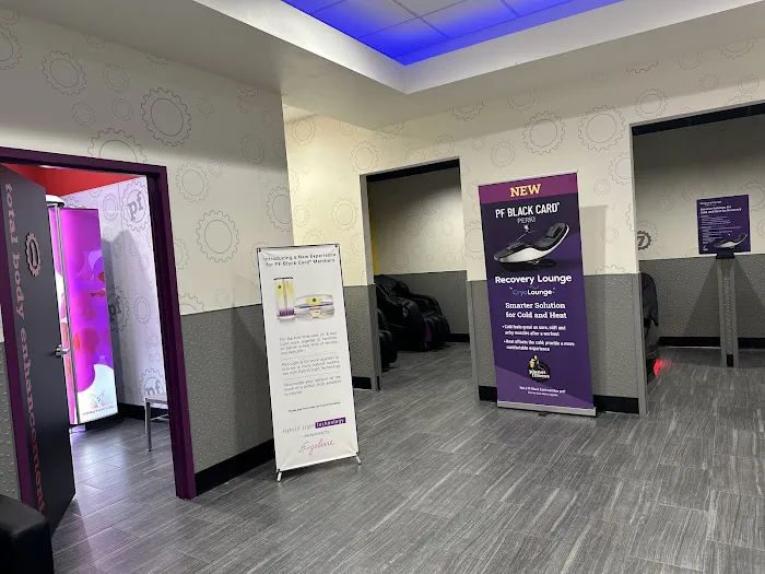Planet Fitness Picture 6