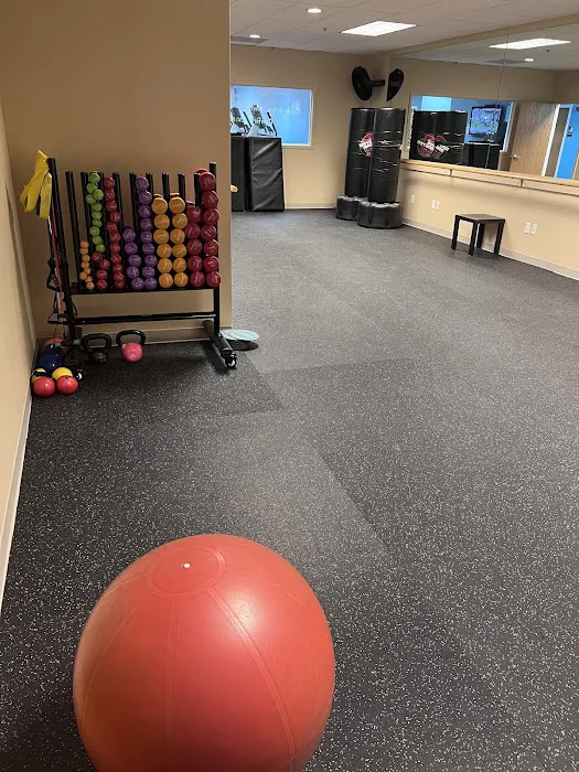 Elite Personal Training & Fitness 24 Hour Picture 3