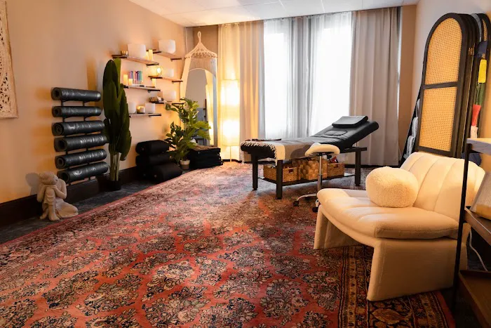 Novo Healing Studio Picture 8