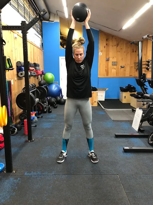 Smitty's Garage Gym Picture 7