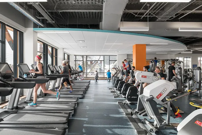 Greater Burlington YMCA Picture 7
