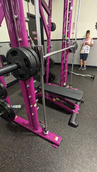 Planet Fitness Picture 8