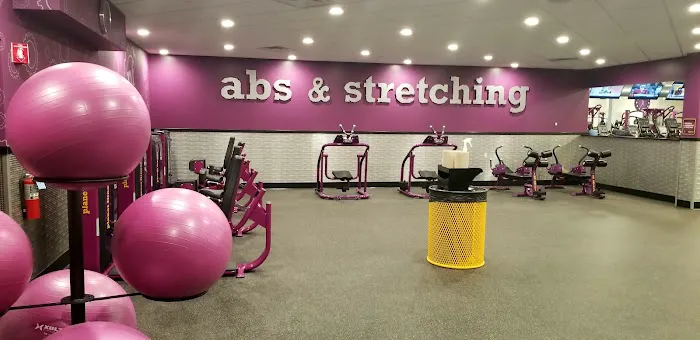 Planet Fitness Picture 7