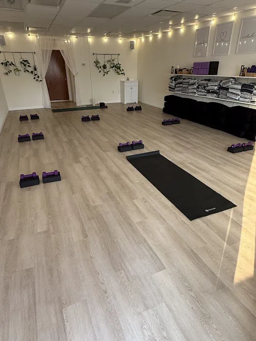 EBB and Flo Wellness Picture 3