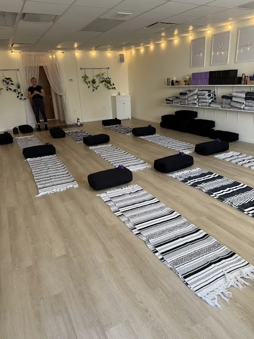 EBB and Flo Wellness Picture 5