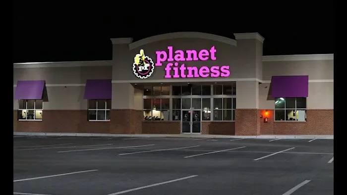 Planet Fitness Picture 1