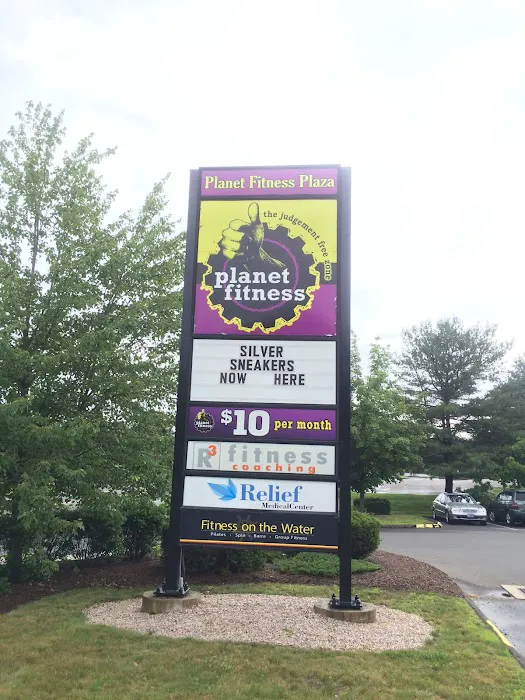 Planet Fitness Picture 7