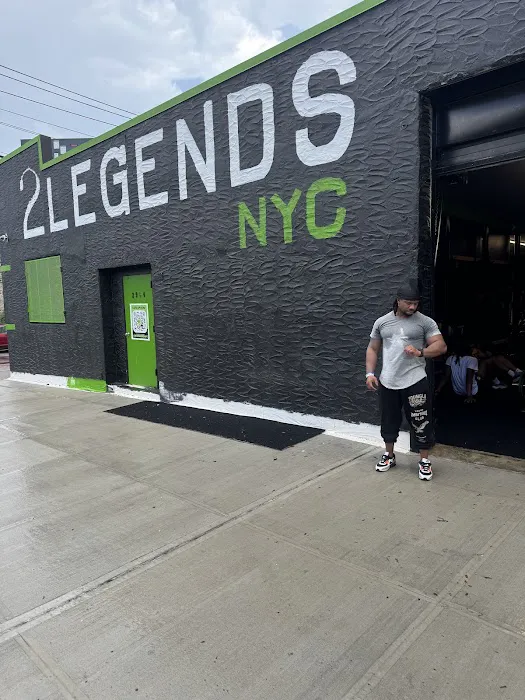 2legends NYC Picture 6