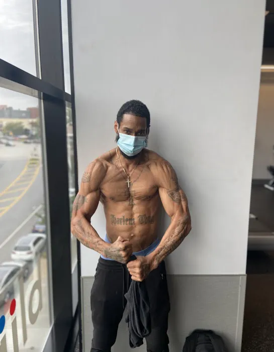 Blink Fitness Hunts Point Picture 4