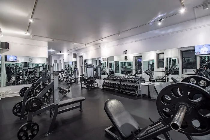 LIT Independent Training Gym: Independent trainer's gym. A place to train your clients Picture 1