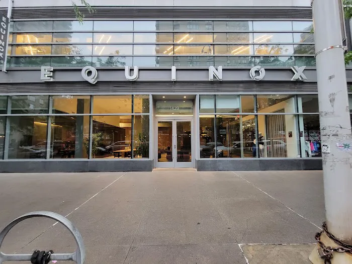 Equinox East 74th Street Picture 6