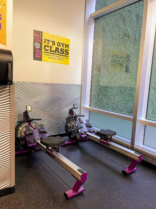 Planet Fitness Picture 9