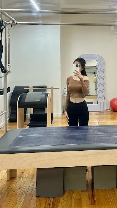 W Pilates Picture 10