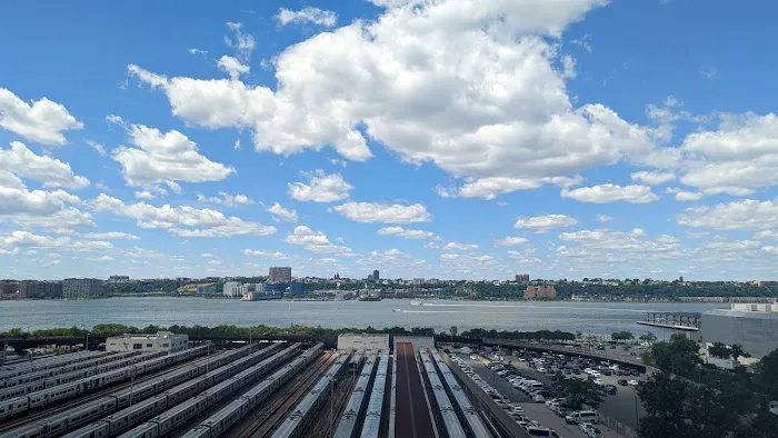 Equinox Hudson Yards Picture 2