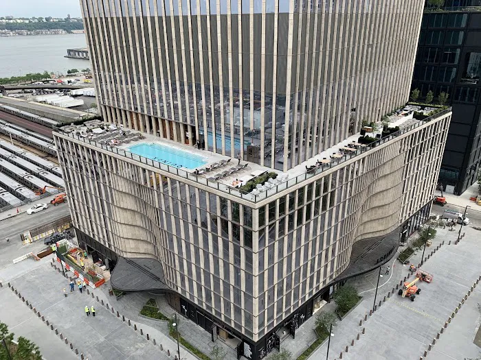 Equinox Hudson Yards Picture 10