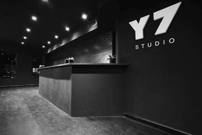Y7 Studio Upper East Side Picture 3