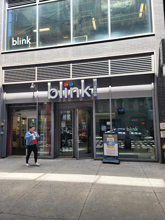 Blink Fitness Williamsburg Picture 4
