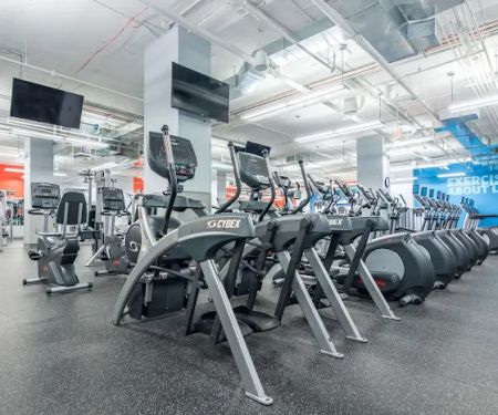 Blink Fitness Williamsburg