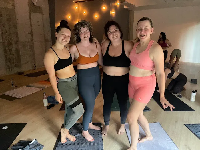 VERAYOGA Picture 4