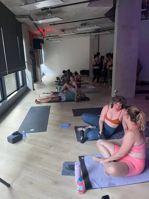 VERAYOGA Picture 1