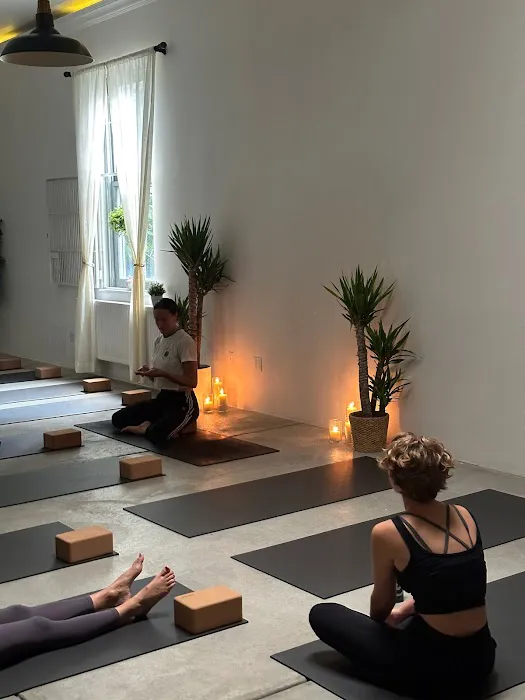 Yoga Space Williamsburg Picture 7