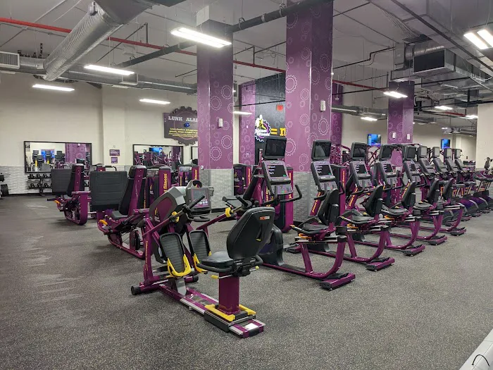 Planet Fitness Picture 7