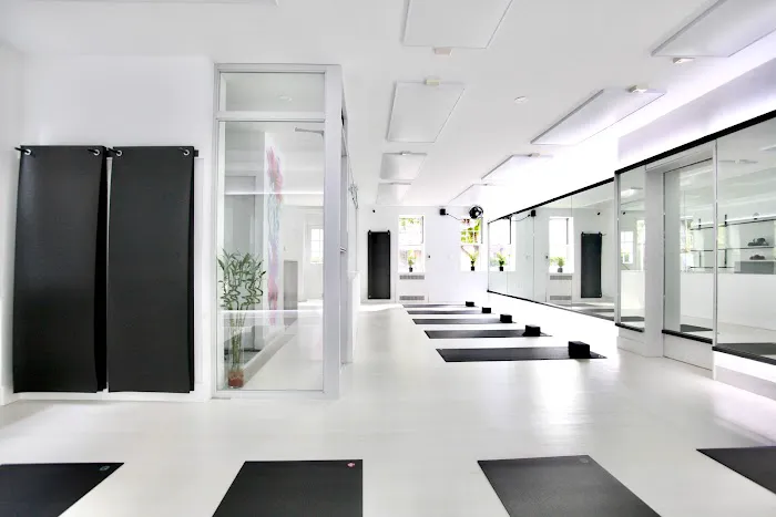 Yoga Forest Hills Picture 2