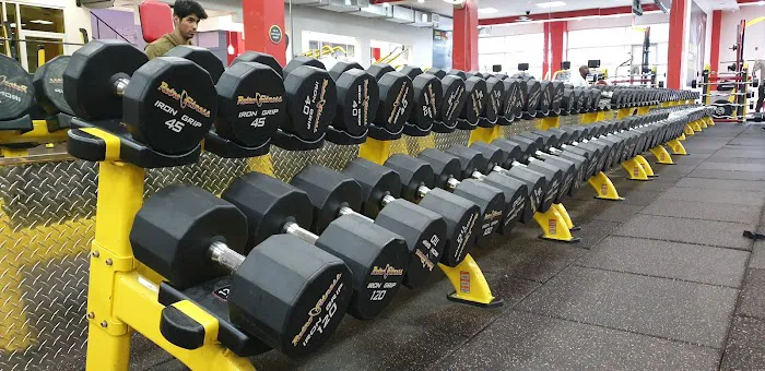 Retro Fitness Picture 10